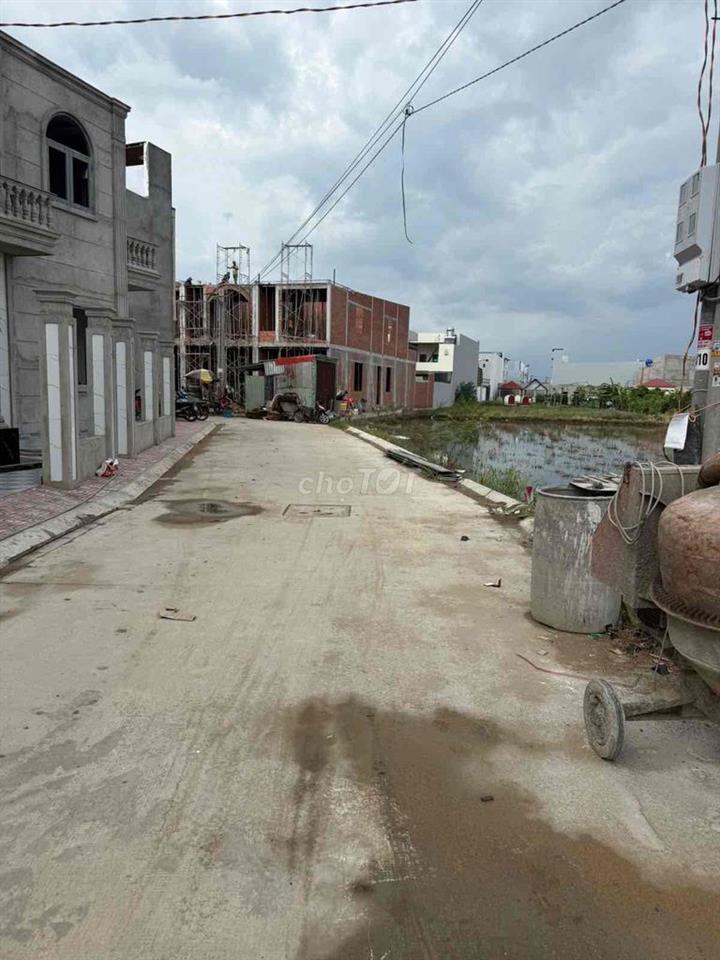 chính chủ cần bán gấp đất Cần Đước