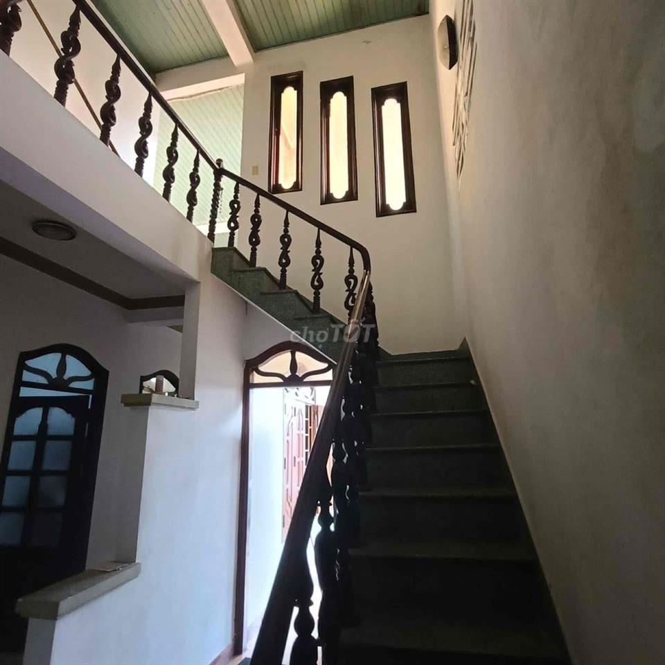 Bán nhà ở