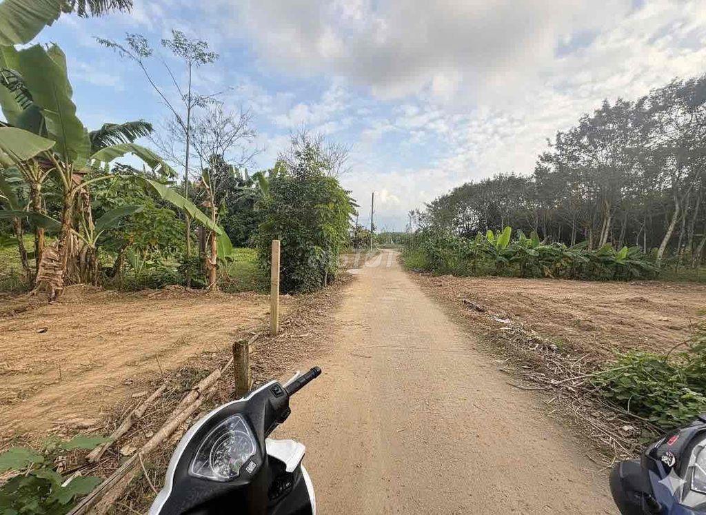 Lô 600m2 giá chỉ 690 triệu cực rẻ
