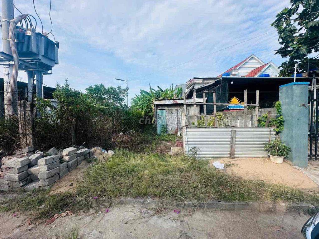 Lô đất 440m2 sát quốc lộ 14B giá chỉ nhỉnh 1 tỷ