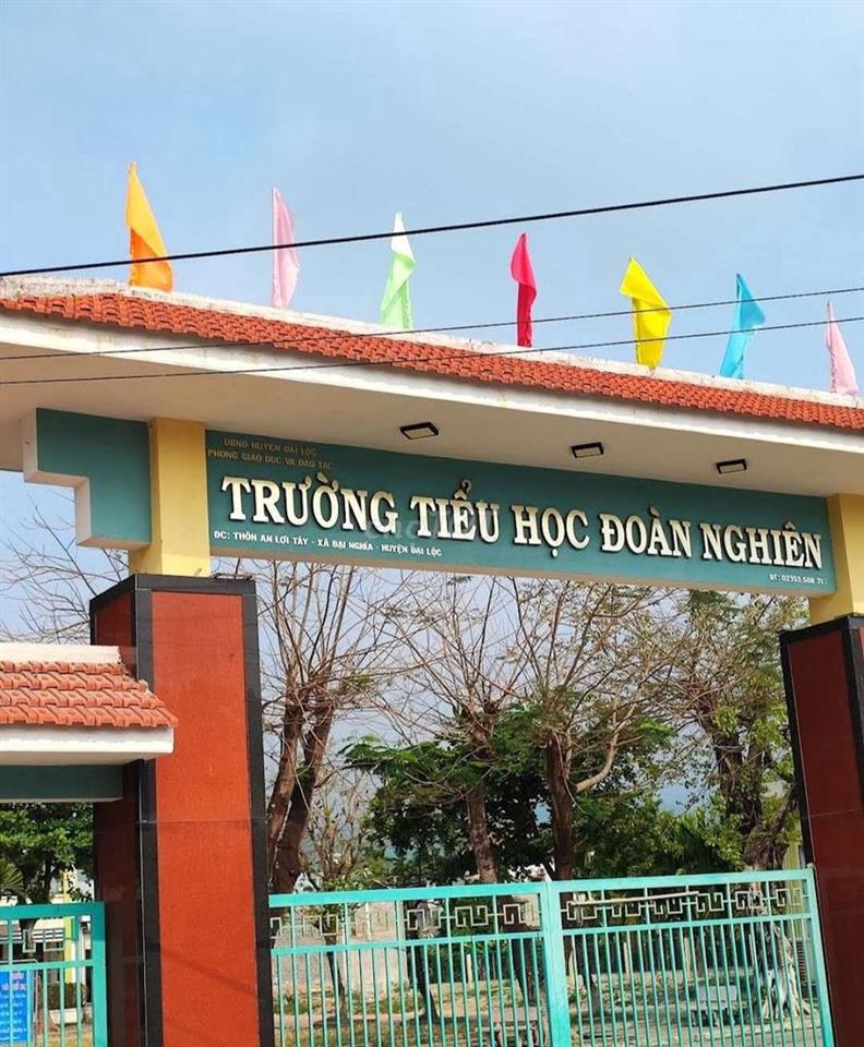 Lô 108m2 kiệt ô tô Đại Lộc sau trường, sát sông mát mẻ