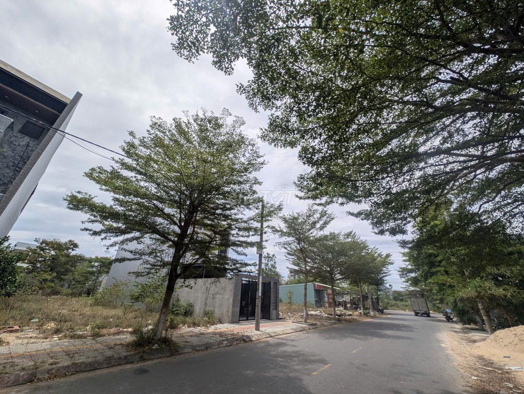 bán 2 lô đất liền kề view công viên – KDT DHTC Điện Thắng, TP. Đà Nẵng