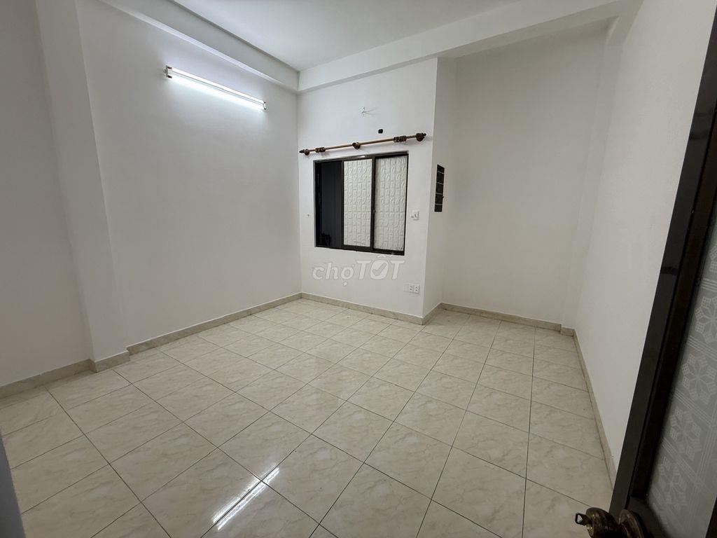 Chính chủ cho thuê nhà mặt tiền số 54, Bàu Cát 2, P. Tân Bình