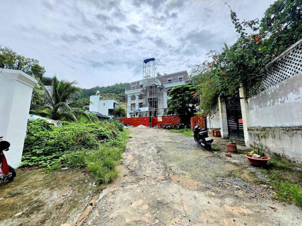 BÁN 3 LÔ ĐẤT HẺM OTO TRẦN PHÚ GẦN BIỂN BÃI DÂU VŨNG TÀU - 9,1 TỶ