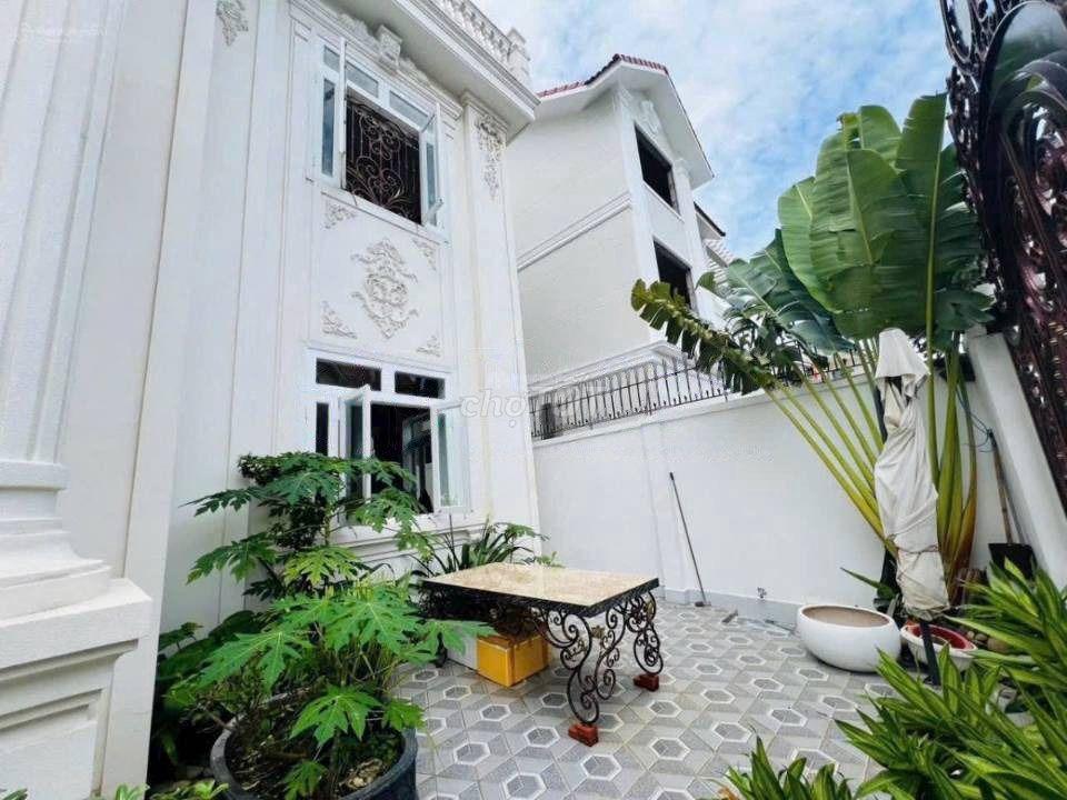 CẦN BÁN BIỆT THỰ 3 TẦNG TÂN CỔ ĐIỂN KHU BIỆT THỰ PHƯỚC SƠN, VŨNG TÀU