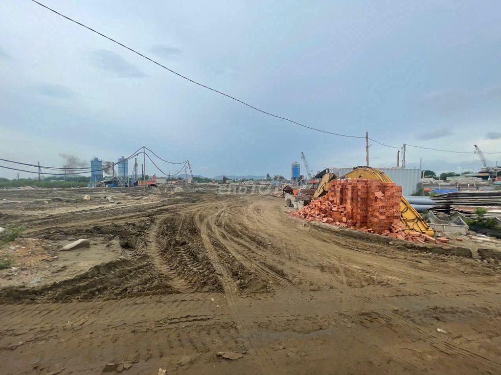 2 mặt tiền bùng binh P12-510m2 (mặt tiền 21m) đường 36m, 8,5 tỷ