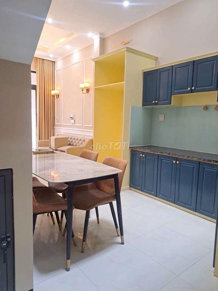 Nhà mới đẹp đang cho thuê cần tiền bán rẻ