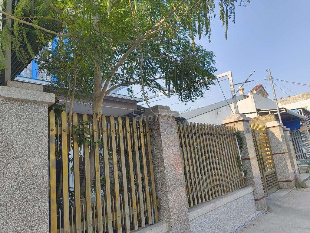 Bán nhà ở Phước Tỉnh gần BIỂN, chợ, trường học,tiện làm homestay