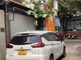 nhà phố