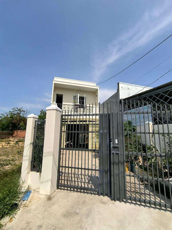 nhà hẻm xe tải 