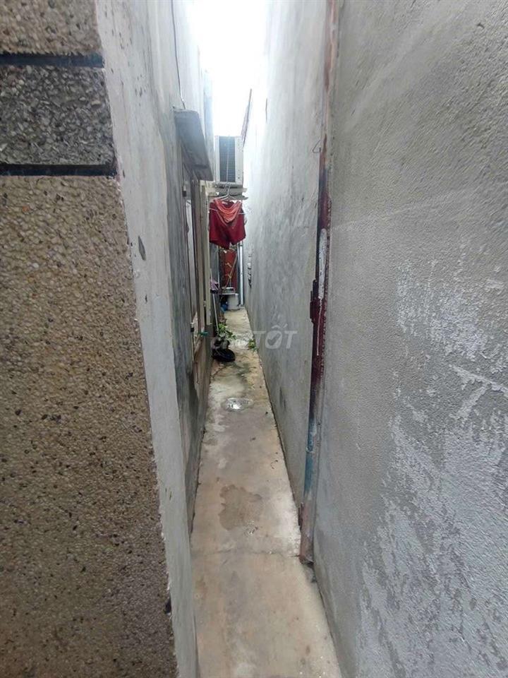 nhà cấp 4 cần bán