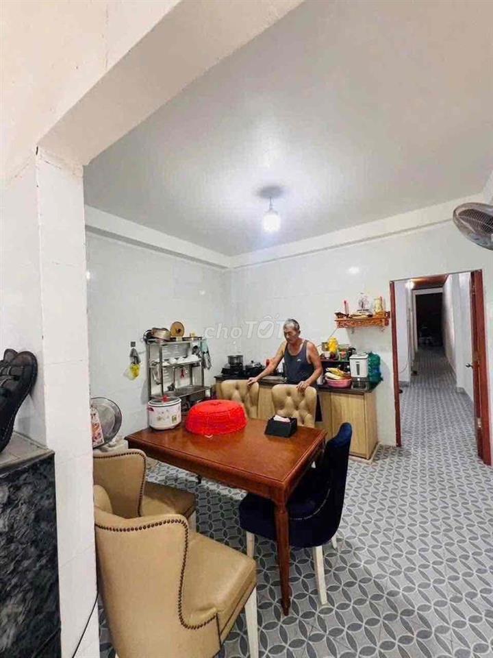 nhà 2 mặt tiền 87m2 hướng tây nam