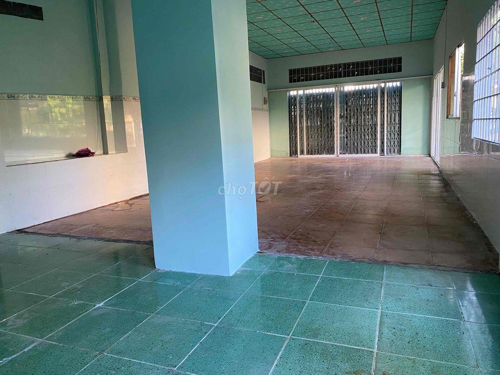 Mặt tiền 168 Nguyễn Đình Chiểu