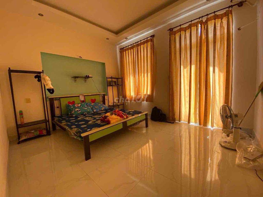 cho thuê biệt thự 5pn gần chợ  Tóc Tiên