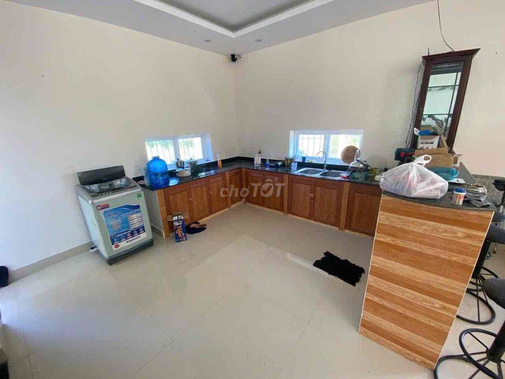 biệt thự 5 phòng ngủ 3wc cho thuê