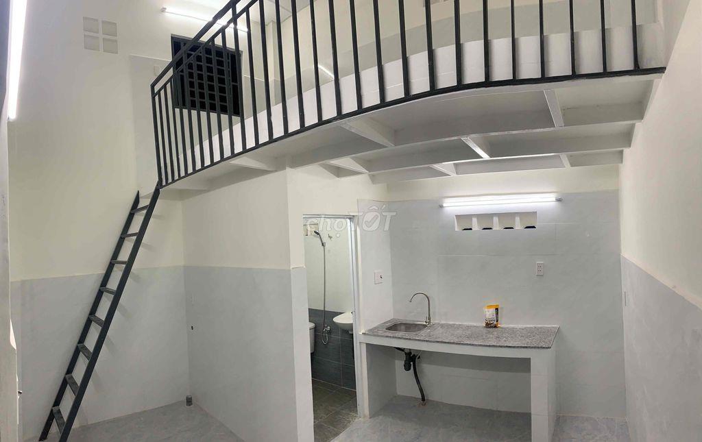 CHÍNH CHỦ - PHÒNG CAO THOÁNG MÁT, GÁC ỐP FULL ĐI LẠI THOẢI MÁI