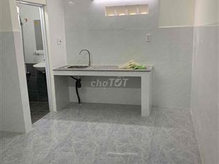CHÍNH CHỦ - PHÒNG CAO THOÁNG MÁT, GÁC ỐP FULL ĐI LẠI THOẢI MÁI