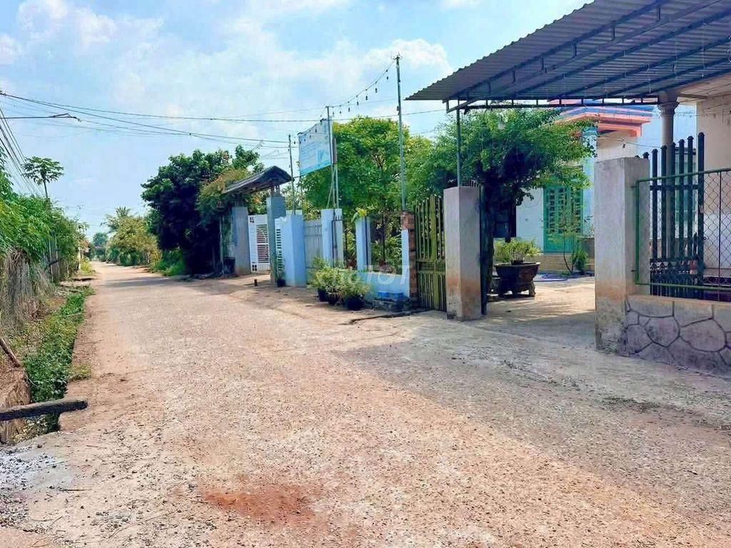 Xuân Sơn TPHCM dân đông sổ riêng 
