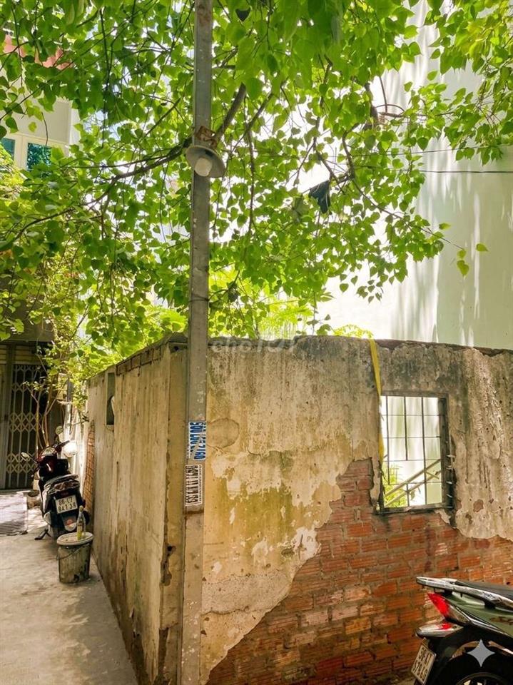 Đất 6tỷ5 giảm giá 1tỷ còn 5tỷ5 gần chợ Thuốc Tây
