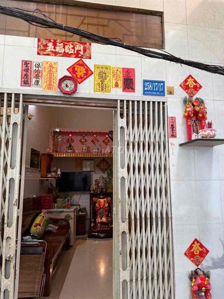 Bán nhà 1 trệt 2 lầu Nguyễn Công Trứ, P. Nguyễn Thái Bình, Quận 1 – 63