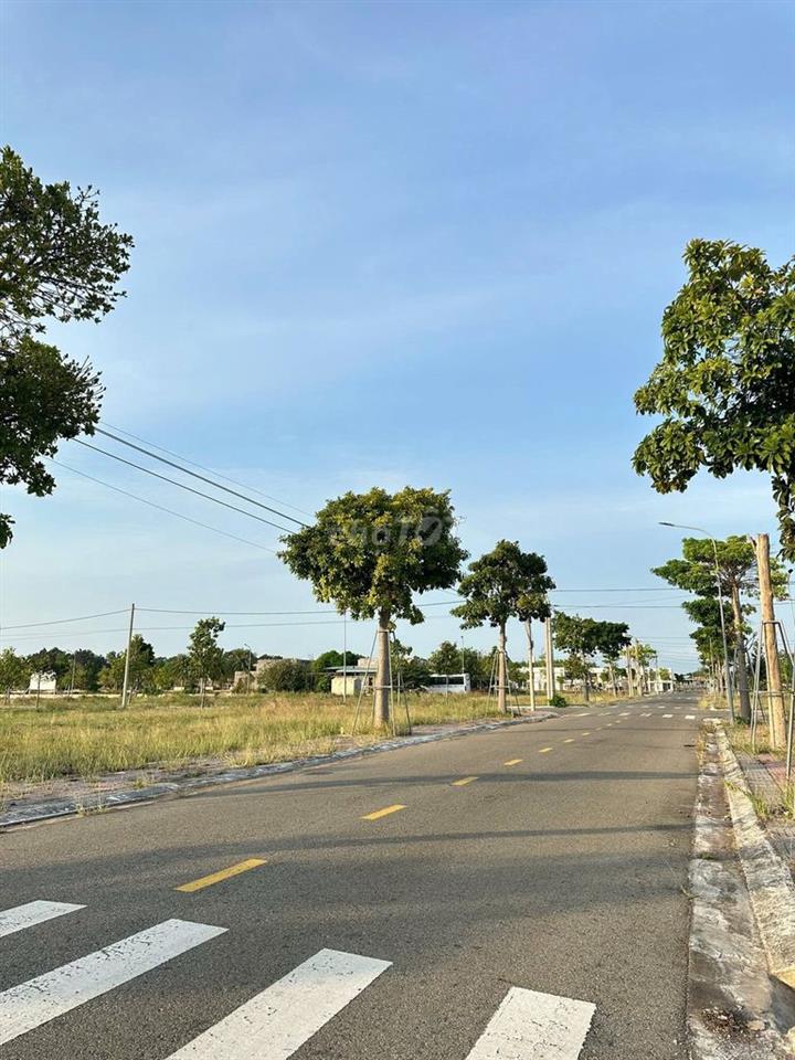 Chủ bán gấp lô đất Lan Anh 7 trục đẹp trung tâm khu dân cư 133m2/1ty3