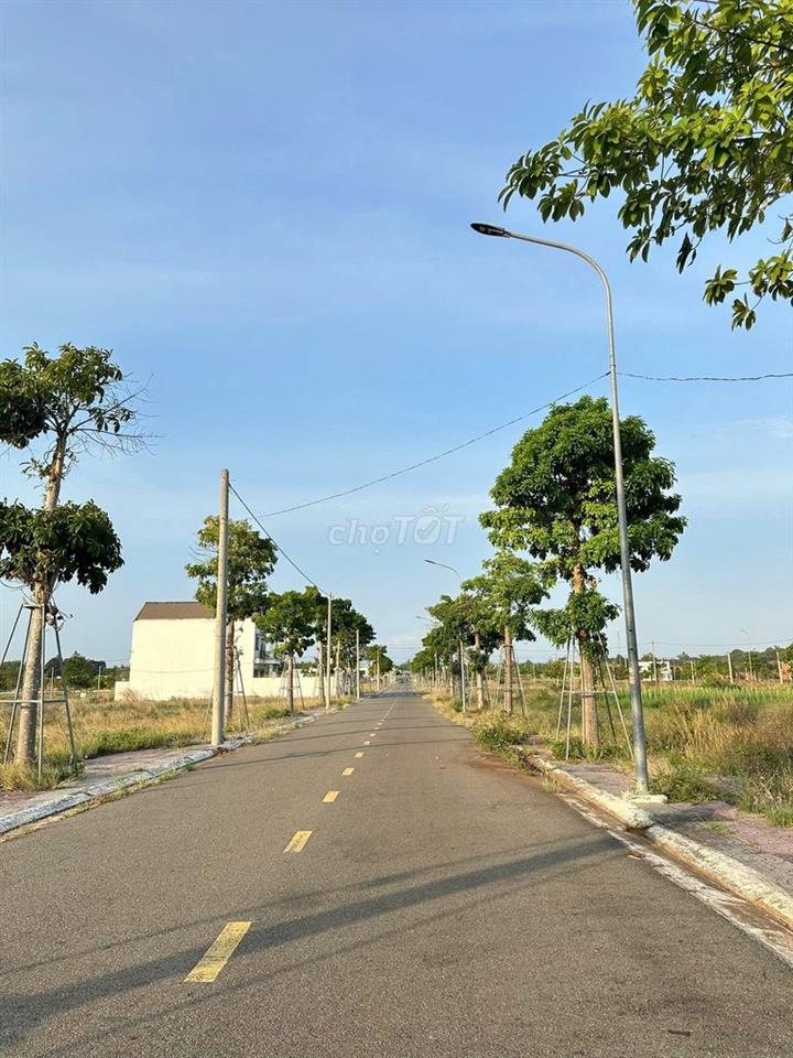 Chủ bán gấp lô đất Lan Anh 7 trục đẹp trung tâm khu dân cư 133m2/1ty3
