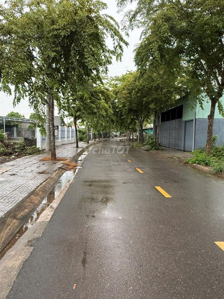 Bán Đất 120m2 tại HL8, Tam Long, TP. Hồ Chí Minh