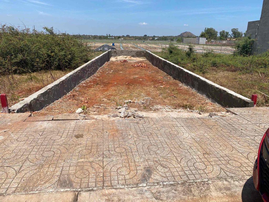 đất bán khu du lịch hồ tràm