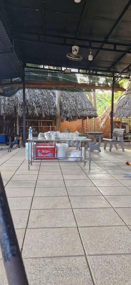 Bán nhà đất cấp 4 mặt tiền đường Tạ Văn Sáu