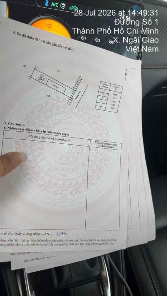 đất mặt tiền đường nhựa