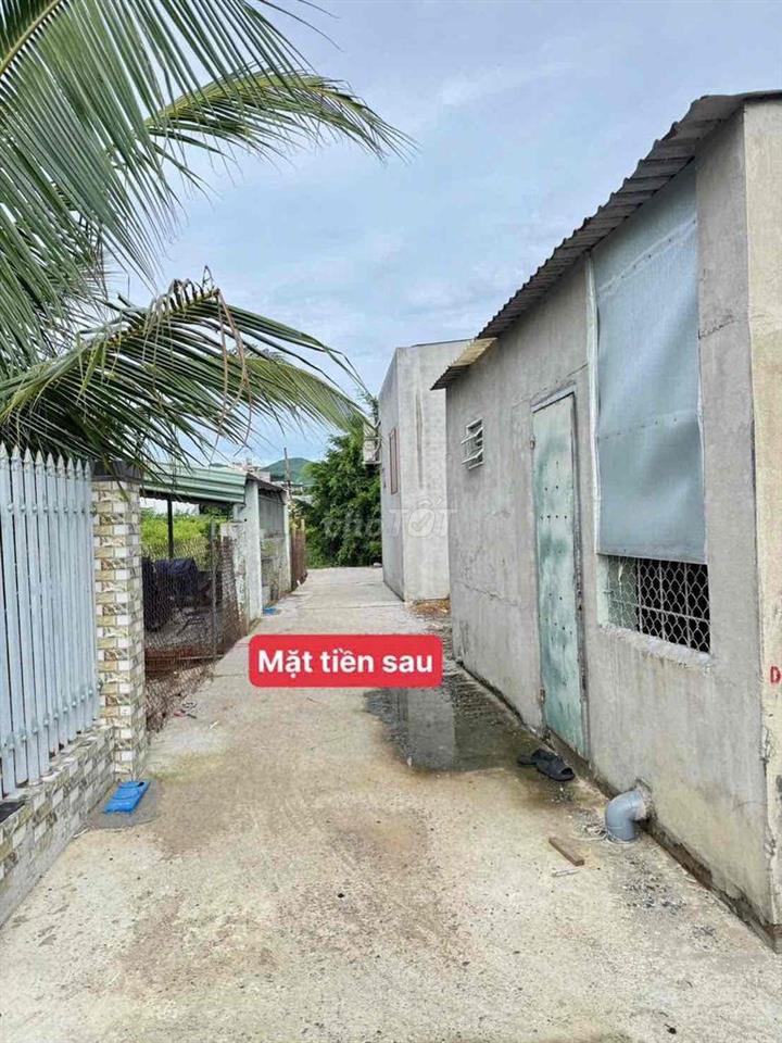 Đất long hải sau nhà nghỉ thuỳ nhiên