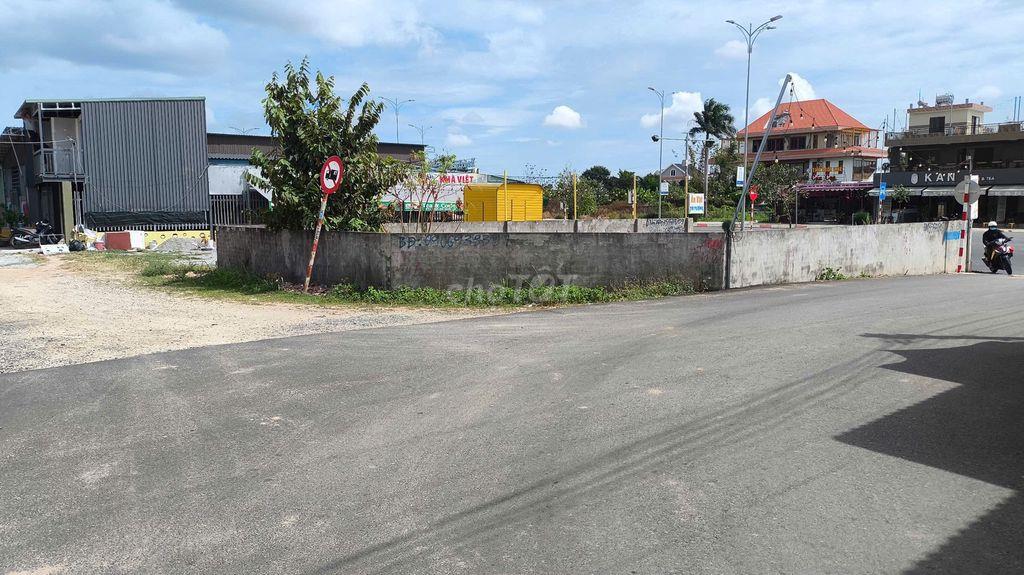 Cần bán lô đất 3 mặt tiền đường ql56 tuyến tránh TP bà rịa