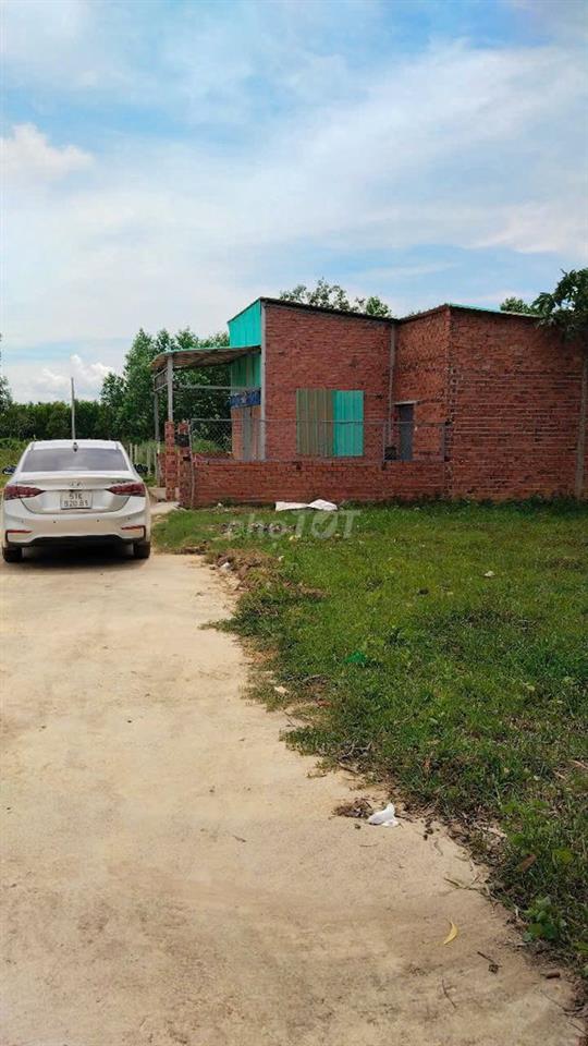 Bán đất nông nghiệp Phú Mỹ (có sẵn nhà)
