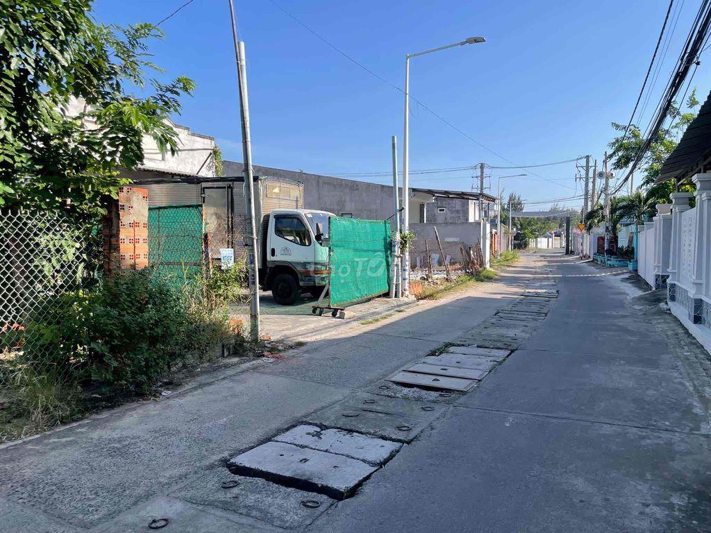 đất chính chủ Phước Hải cách biển 70m cần bán