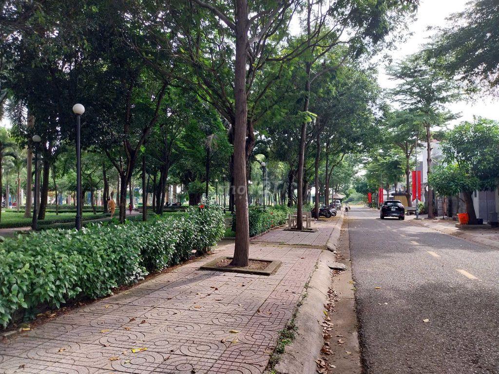 Chính chủ bán đất đường Phạm Văn Đồng, Khu Vạn Hạnh, Phú Mỹ, Vũng Tàu