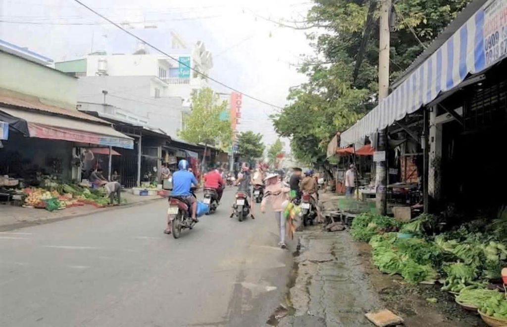 kẹt tiềm bán đất lỗ