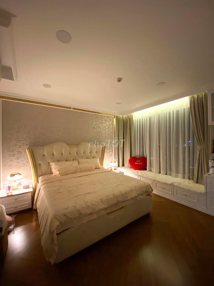 Cho thuê căn 3 Phòng ngủ Feliz en Vista, tầng cao.