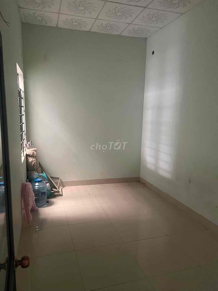 CHO THUÊ NHÀ - MẶT TIỀN ĐƯỜNG A MÍ ĐOAN - SÁT ĐƯỜNG AMA KHÊ