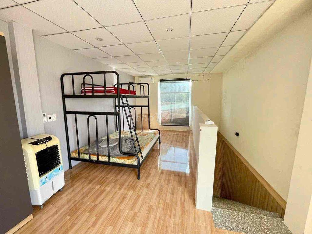 CHO THUÊ MẶT BẰNG LÀM KHO, XƯỞNG - Hẻm Phạm Ngũ Lão vào 200m