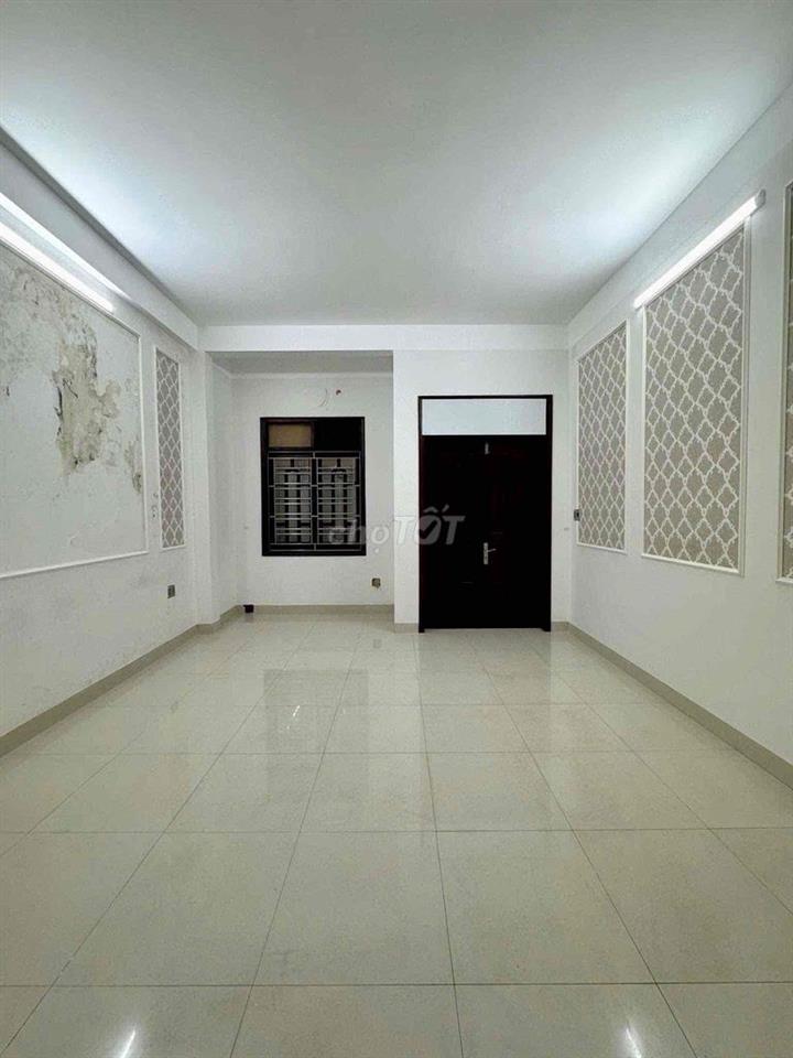 NHÀ MẶT TIỀN ĐƯỜNG GIÁP HẢI