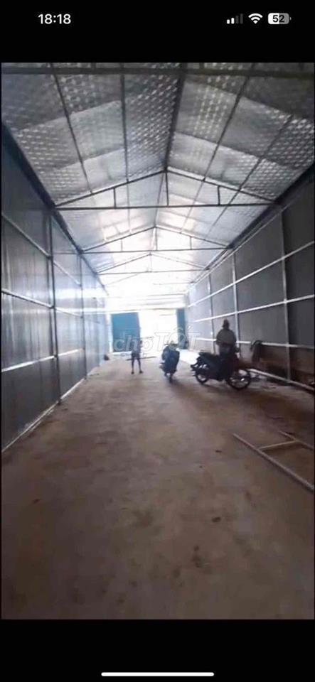 KHO, XƯỞNG MỚI - MẶT TIỀN Y LINH NIÊ PHẠM VĂN ĐỒNG VÀO 50m