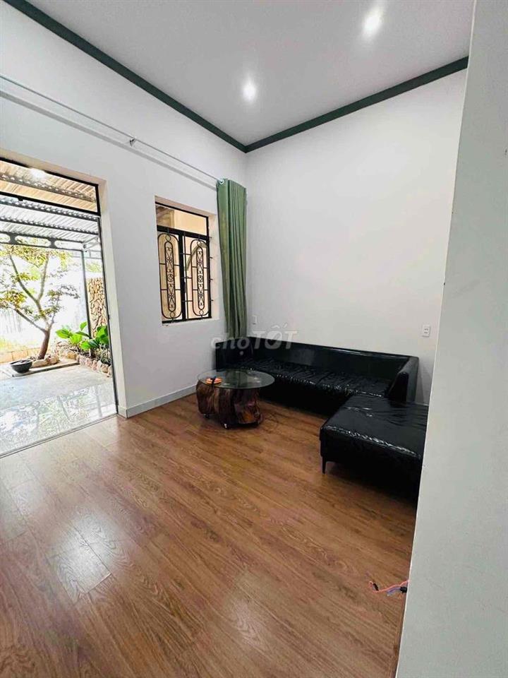 NHÀ NGUYÊN CĂN ĐẦY ĐỦ NỘI THẤT SỐ 49 Y ƠN  - NHÀ SƠN SỬA MỚI 100%