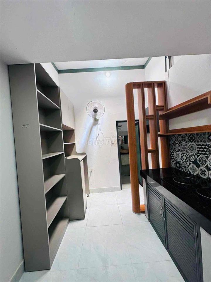 NHÀ NGUYÊN CĂN ĐẦY ĐỦ NỘI THẤT SỐ 49 Y ƠN  - NHÀ SƠN SỬA MỚI 100%