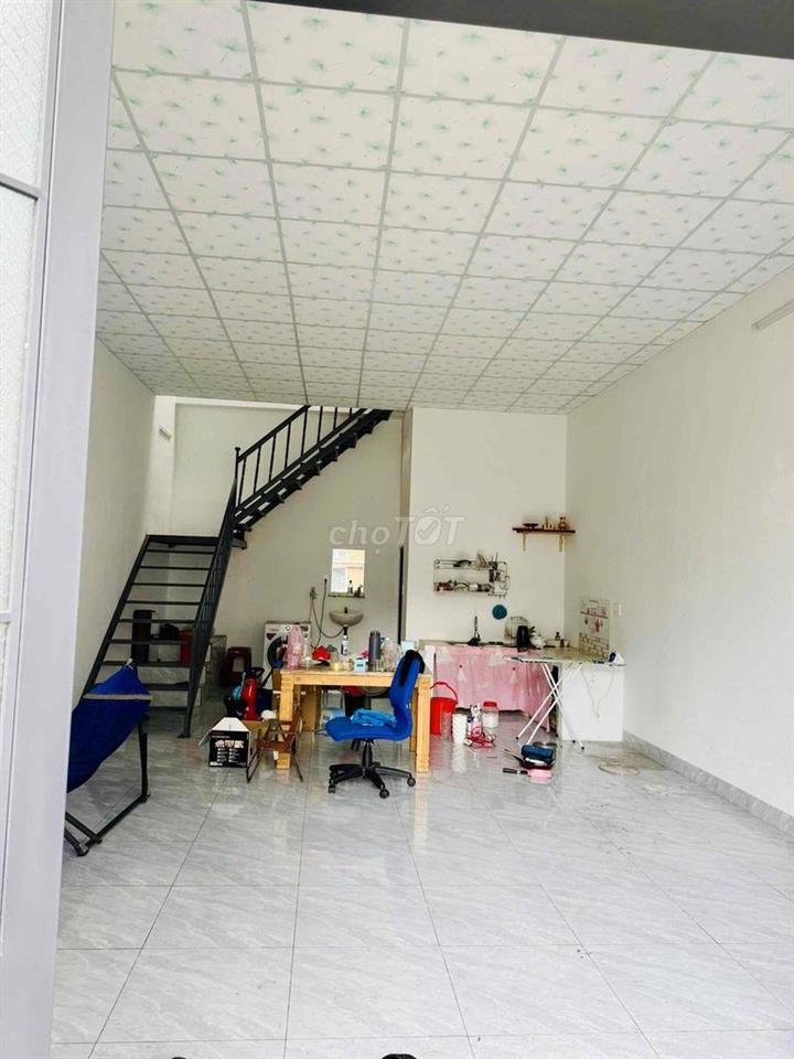 NHÀ MẶT TIỀN VÀNH ĐAI 10/3 - Ngay ngã 4 Y Moan