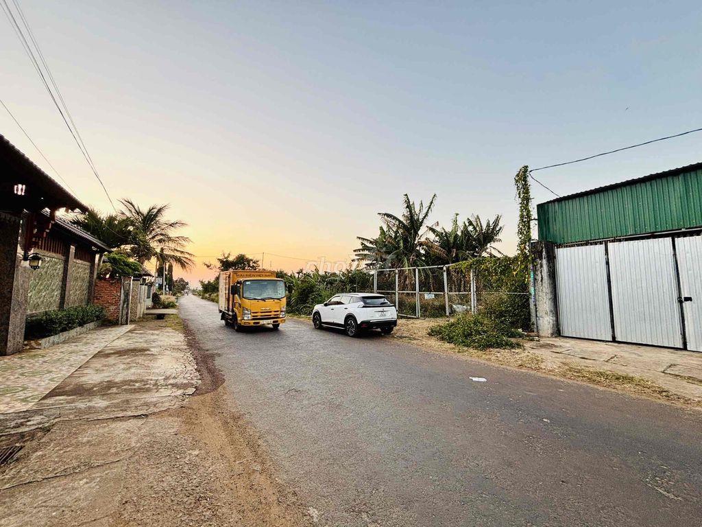 THUÊ KHO, XƯỞNG - SAU CHỢ PHẠM NGŨ LÃO - CÁCH VÀI ĐAI 10/3 CHỈ 300m