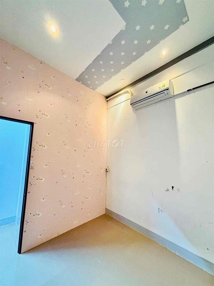 CHO THUÊ NHÀ - HẺM 105 LÊ HỒNG PHONG
