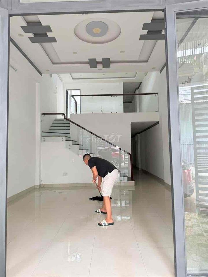 CHO THUÊ NHÀ - HẺM 102 NGUYỄN TẤT THÀNH