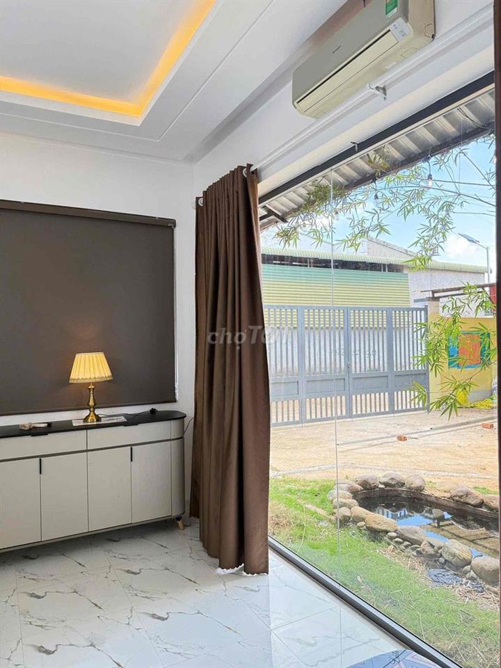 CHO THUÊ NHÀ MÊ KIÊN CỐ GÓC 2 MẶT TIỀN - FULL NỘI THẤT MỚI 100%