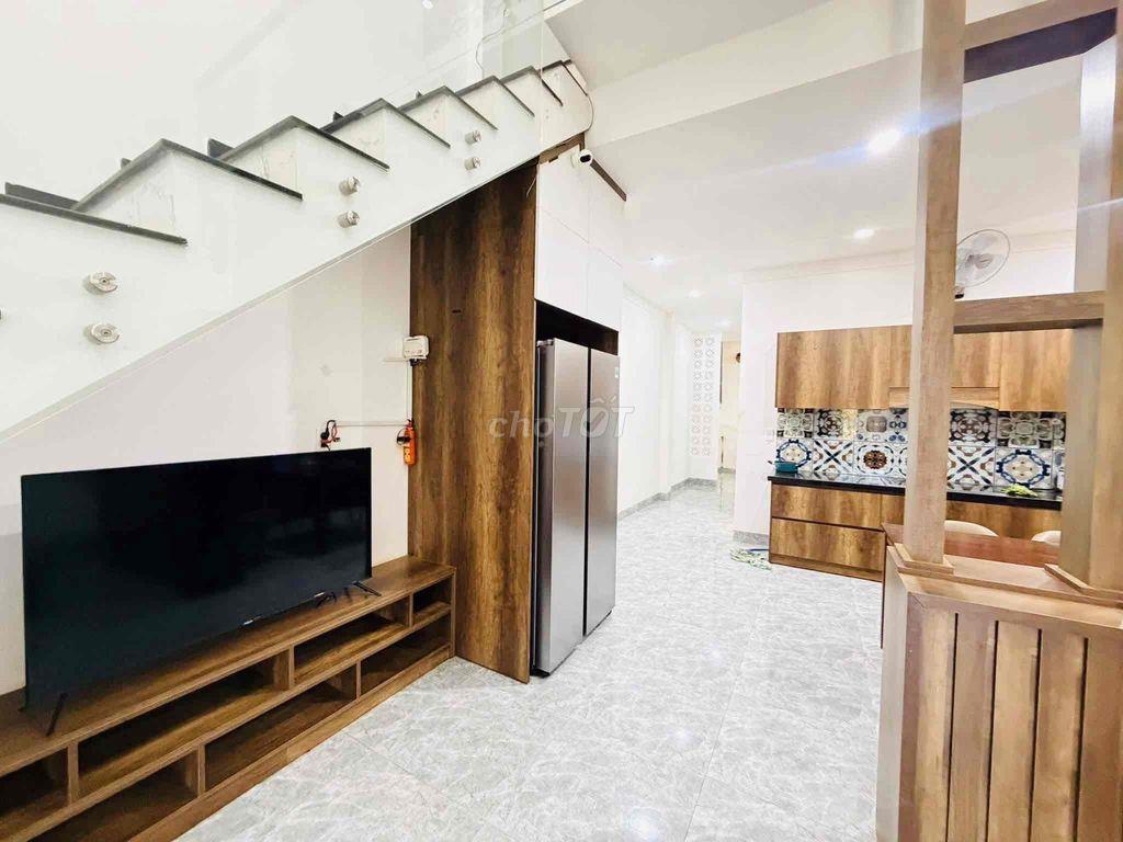 CHO THUÊ NHÀ XÂY MỚI HẺM 473 Y MOAN - FULL NỘI THẤT CAO CẤP