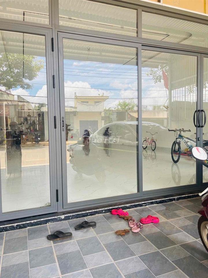 CHO THUÊ NHÀ MẶT TIỀN ĐƯỜNG HÙNG VƯƠNG